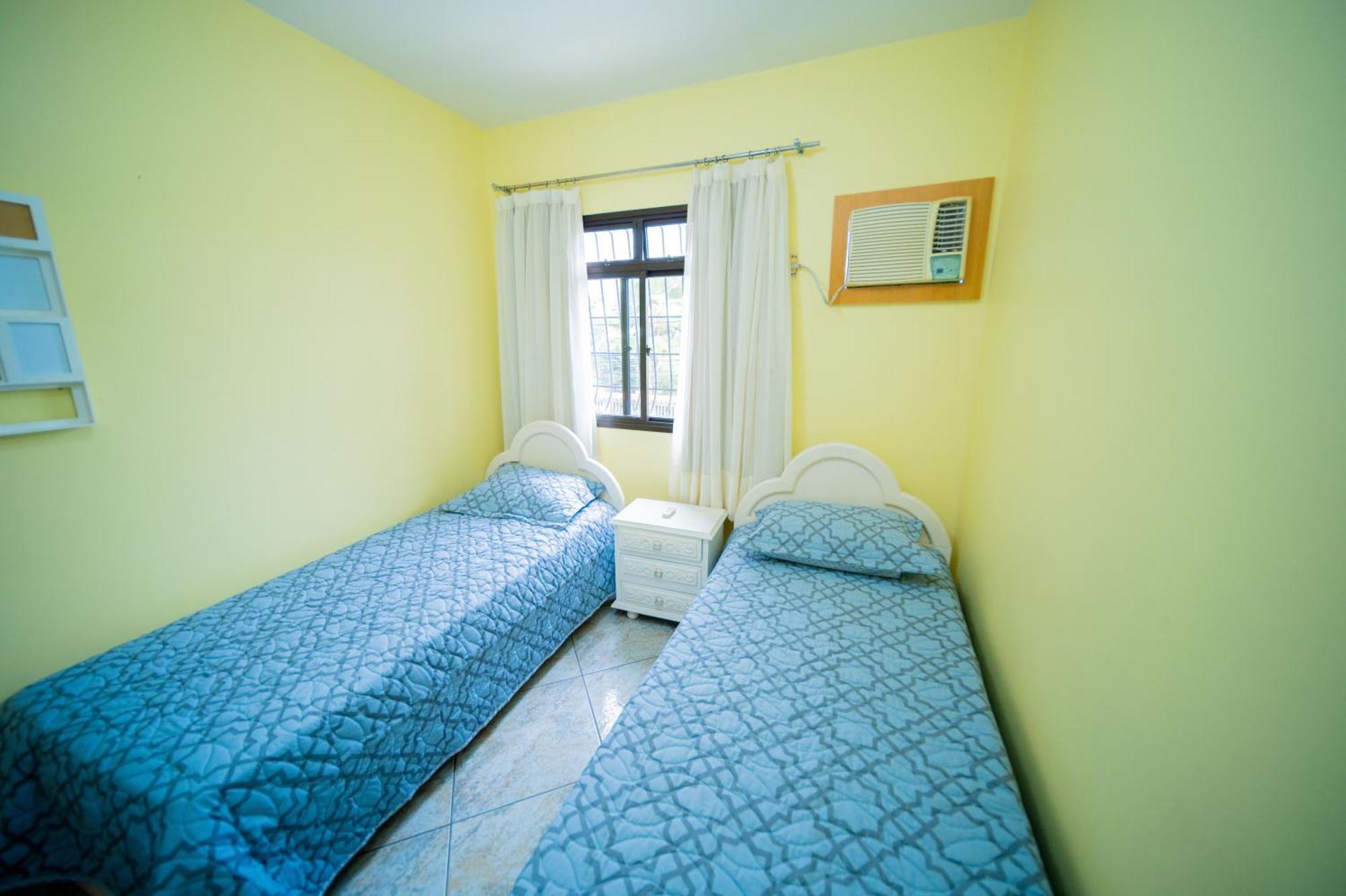 Edificio Martha Schwantz Apartment Гуарапари Екстериор снимка