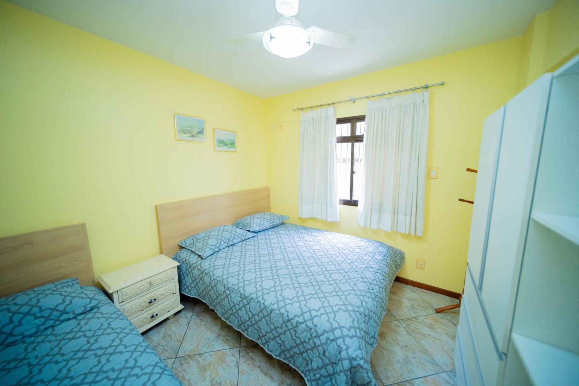 Edificio Martha Schwantz Apartment Гуарапари Екстериор снимка