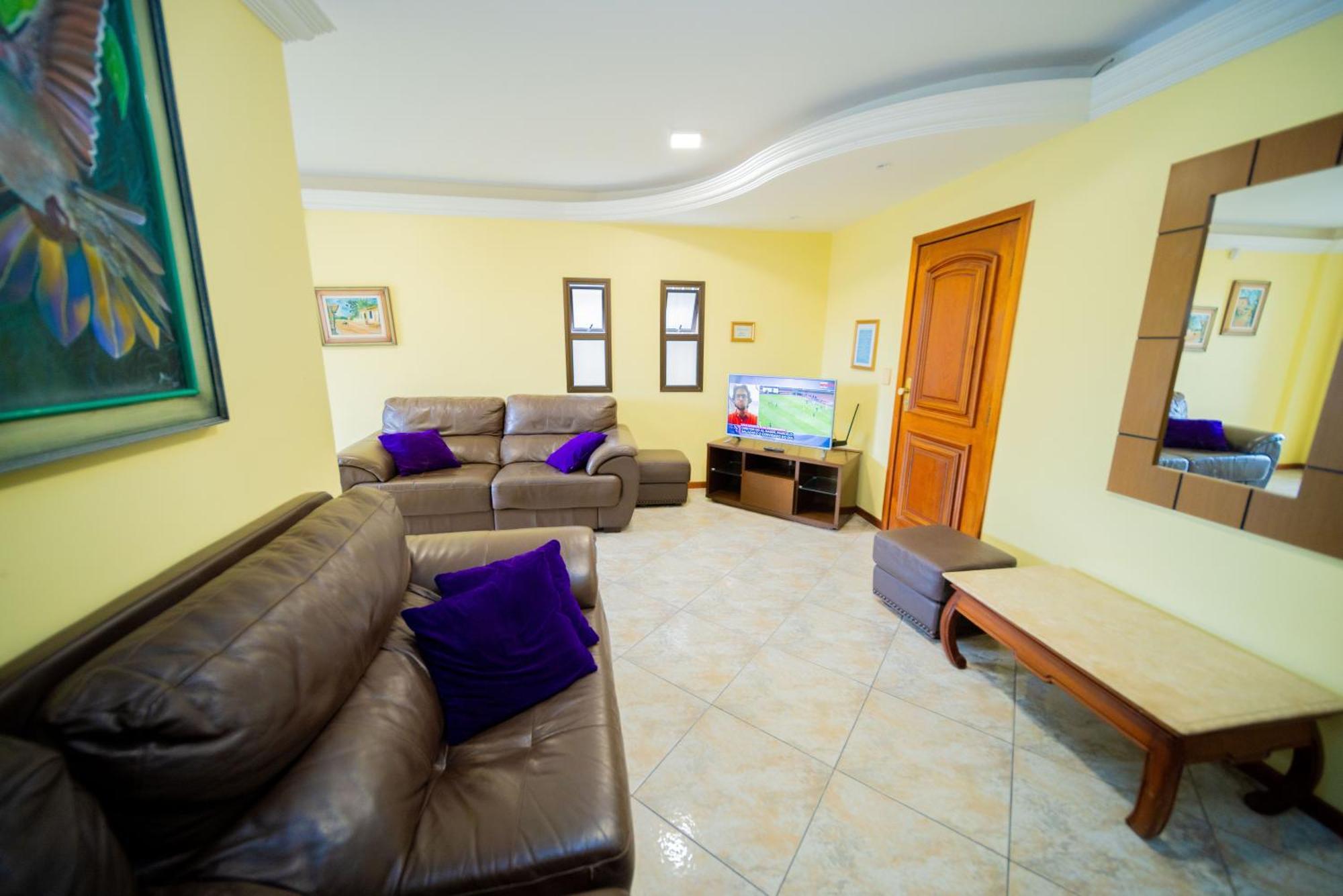 Edificio Martha Schwantz Apartment Гуарапари Екстериор снимка