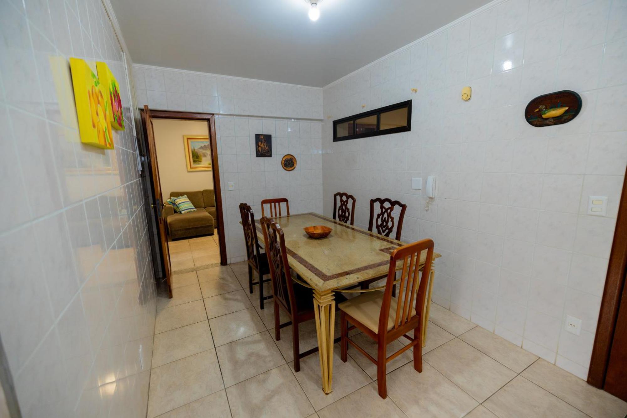 Edificio Martha Schwantz Apartment Гуарапари Екстериор снимка
